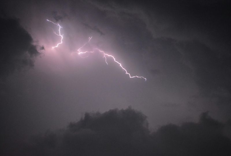 Saudi Arabia cancels physical attendance in Medina schools due to heavy rain warning